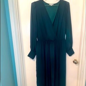 Baltic Born - maxi dress in emerald color. Size:1x